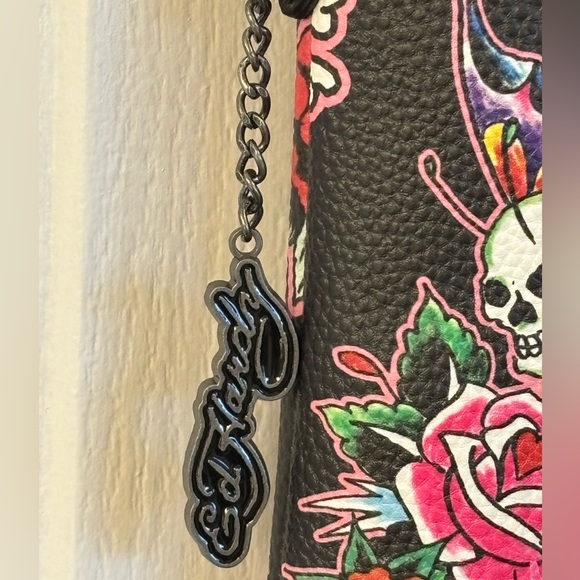NWT Ed Hardy 22” Black & Pink Skull Floral Shoulder Bag - Picture 7 of 11
